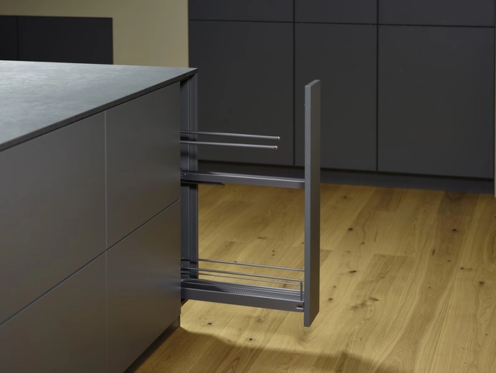 Uttrekk Kesseböhmer 150mm 1 Hylle + Håndkleholder Antrasitt